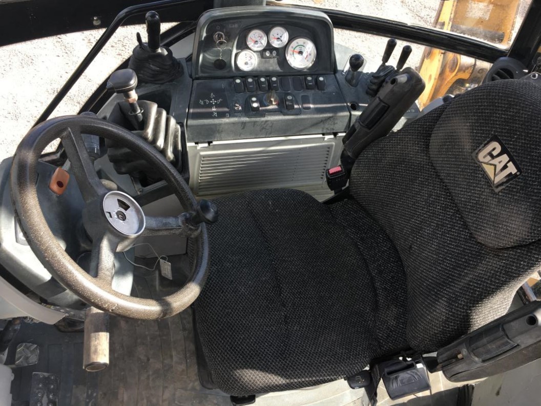 ./imagenes/INVOICE/2019/16542/RETROEXCAVADORA CATERPILLAR 420E (26).JPG